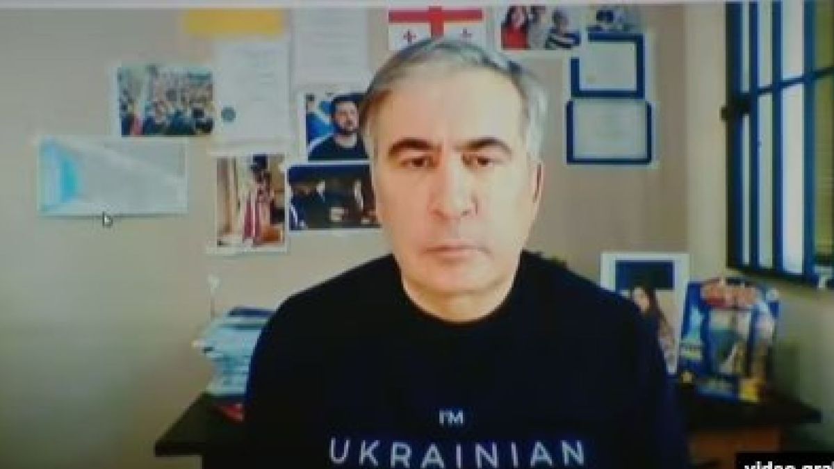 Саакашвили заявил о бесчеловечном обращении в тюрьме
