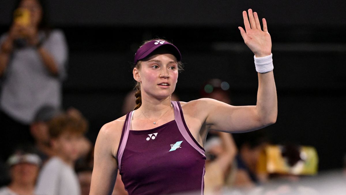 Елена Рыбакина проиграла в четвертом круге турнира WTA 1000 в Мадриде